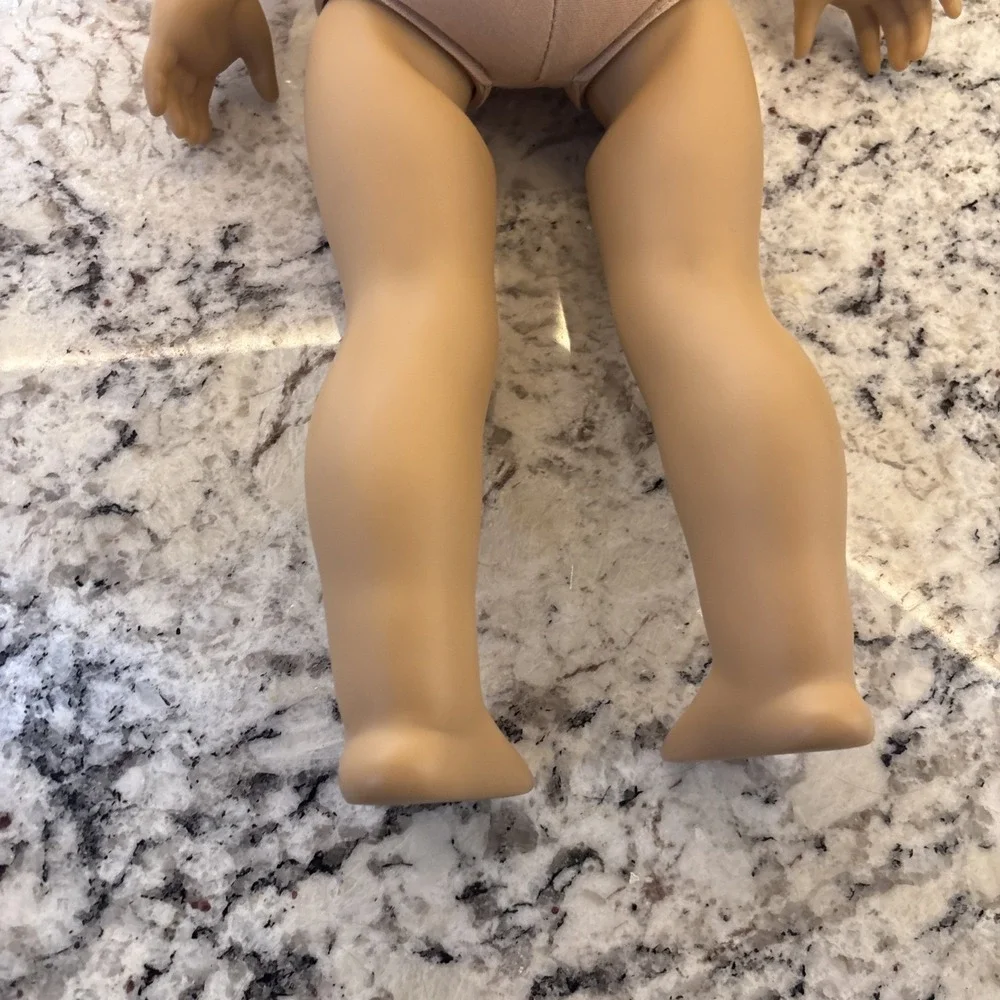 2011 American Girl Marie Grace Gardner Doll Retired Gold Colored Locket
